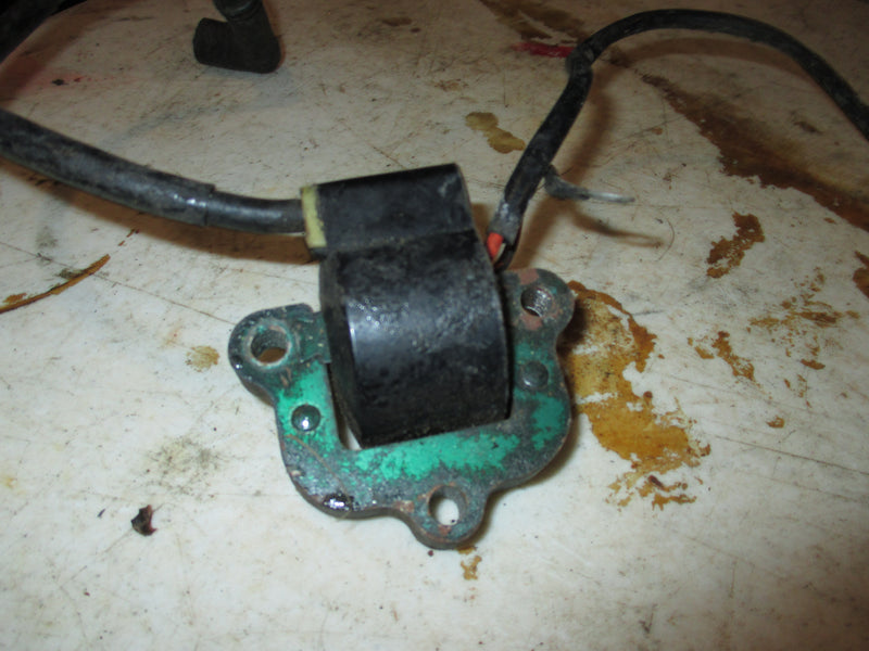 Johnson 2 stroke outboard ignition coil (582160)