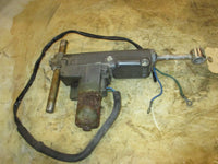 Load image into Gallery viewer, Yamaha 40hp 4 stroke outboard tilt trim unit (69A-00) PARTS ONLY

