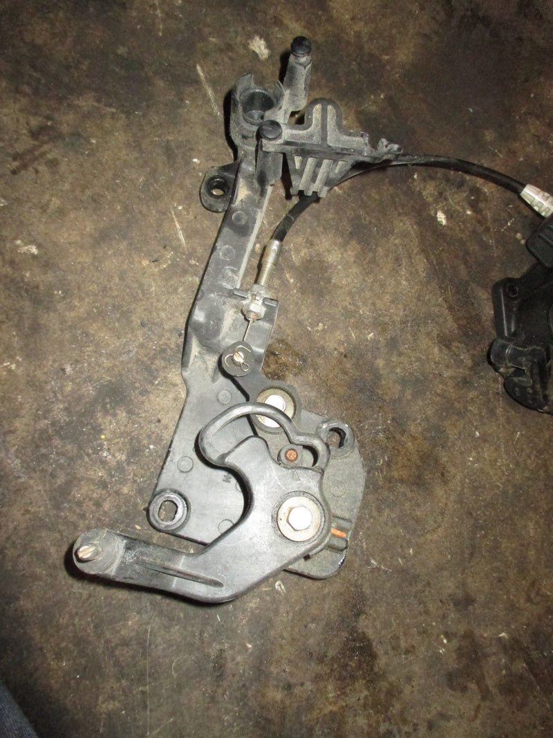 Mercury 1.73L 115hp 4 stroke outboard throttle body w/ sensor & bracket