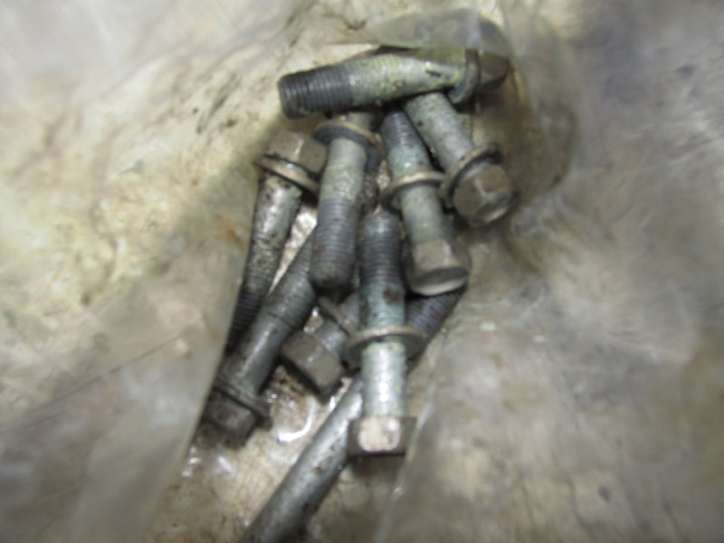 Yamaha 425hp XT0 V8 4 Stroke Outboard Lower Unit Bolt Set