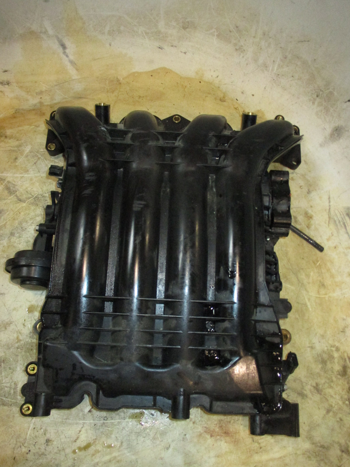 Suzuki DF200A 4CYL outboard intake manifold (13110-96J00)