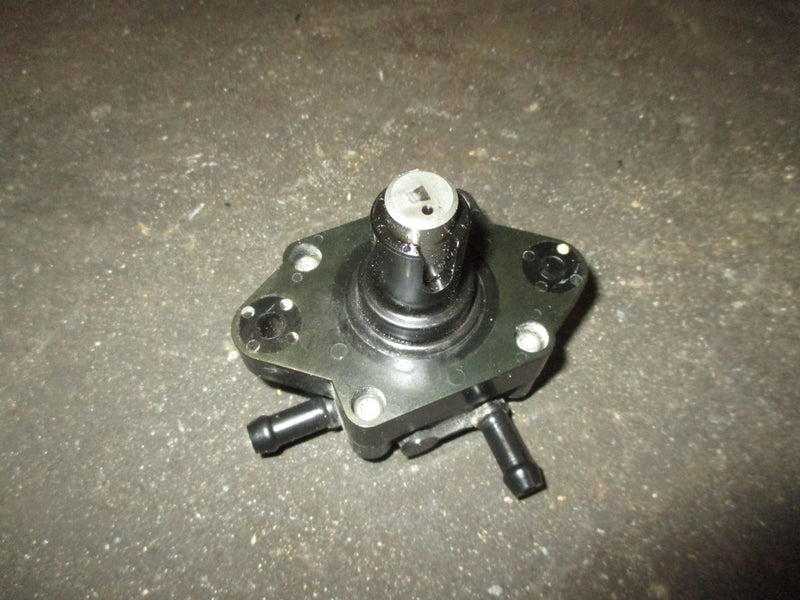 Johnson Suzuki 140hp 4 stroke Outboard Fuel Pump (15100-90J10)
