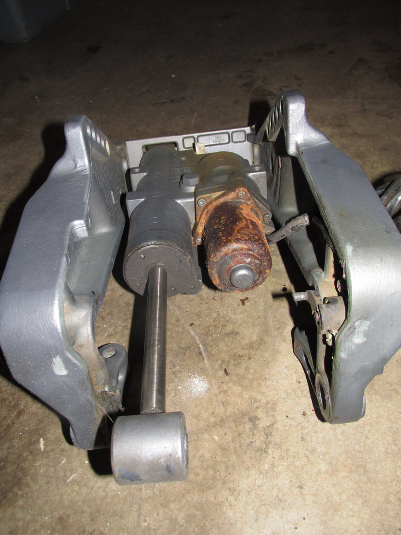 Yamaha 50hp 2 Stroke Outboard Tilt Trim Unit (62Y-01)