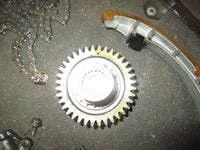 Load image into Gallery viewer, Johnson Suzuki 140hp 4 stroke Outboard Driven Gear/Timing Chain Guides
