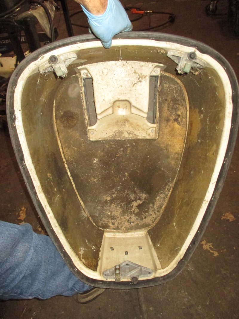 Yamaha 115hp 2 stroke outboard top cowling