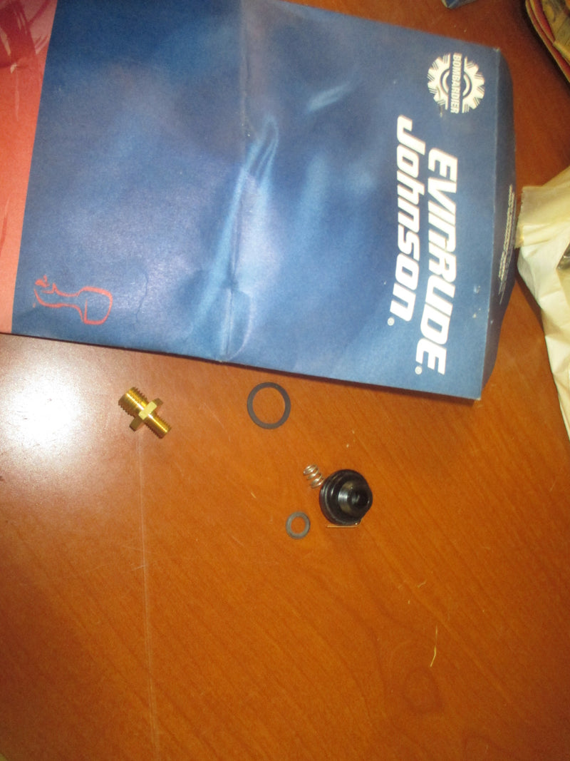 NOS Johnson/Evinrude Outboard Sending Unit Kit (172574)
