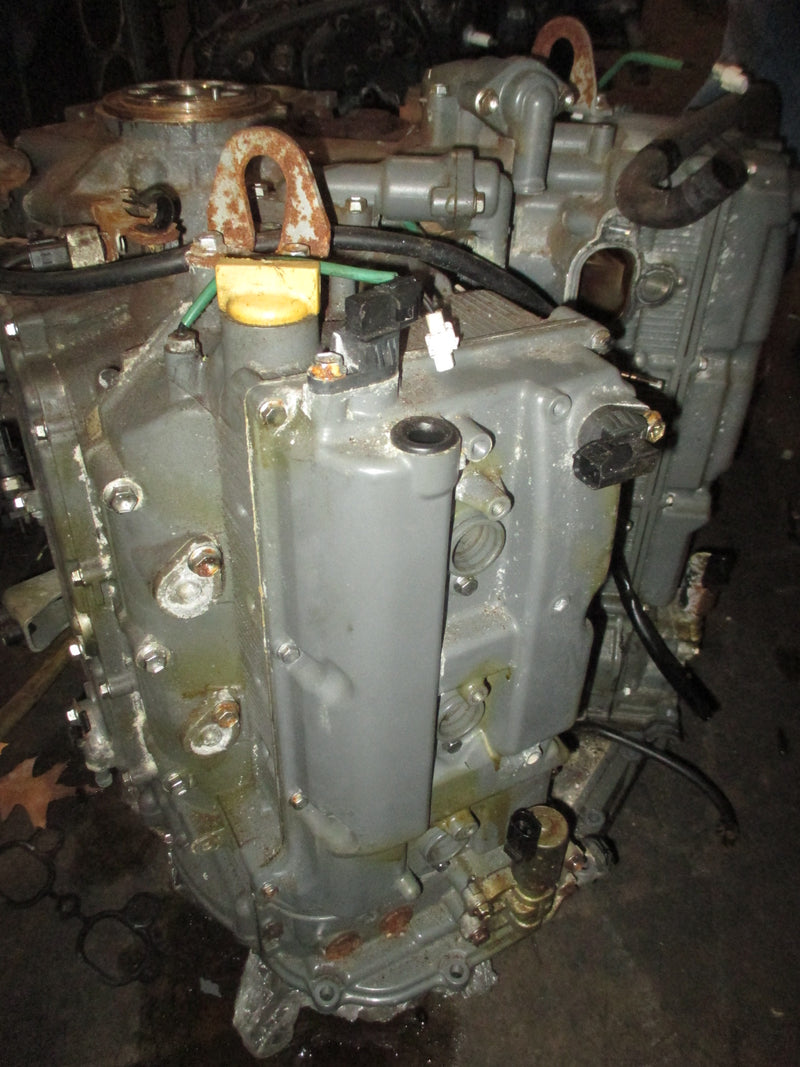 Suzuki DF300 300hp 4 stroke Outboard Crankcase Powerhead