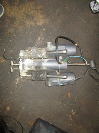 Load image into Gallery viewer, Yamaha 225hp 4 stroke outboard tilt trim unit
