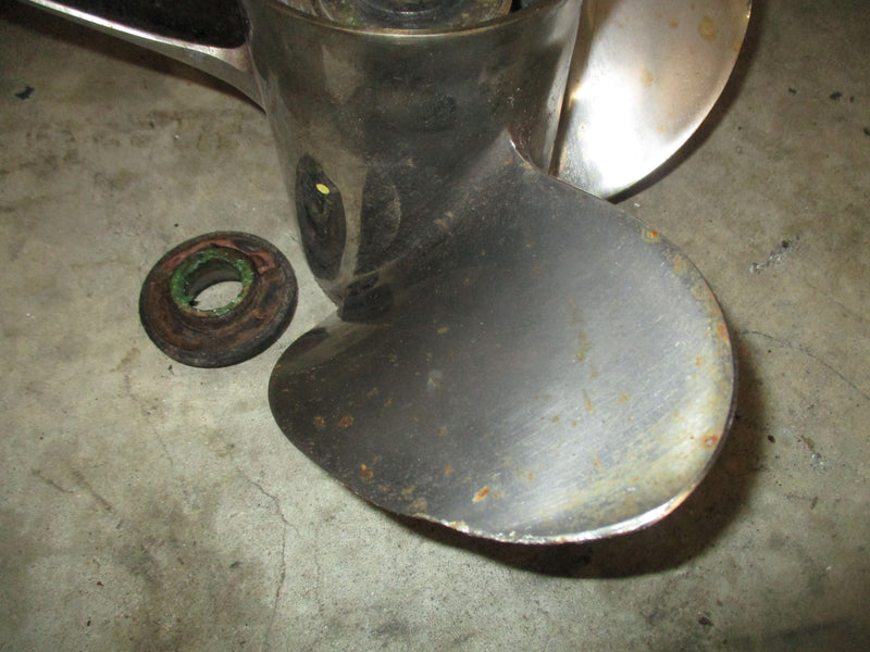 Yamaha 115hp 4 stroke outboard stainless prop