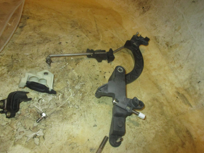 Mercury 60hp 4 stroke Big Foot outboard Throttle Bracket (822682682/825957-1)