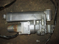 Load image into Gallery viewer, Yamaha 30hp 4 stroke outboard tilt trim unit (676-00)
