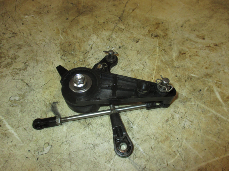 Suzuki DF70 70hp 4 Stroke Outboard throttle bracket (23211-99E00)