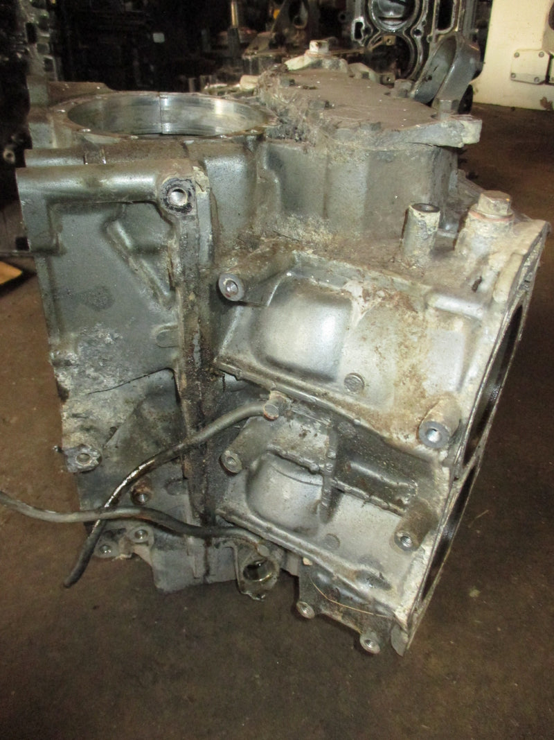 Yamaha 115hp 2 stroke outboard crankcase block