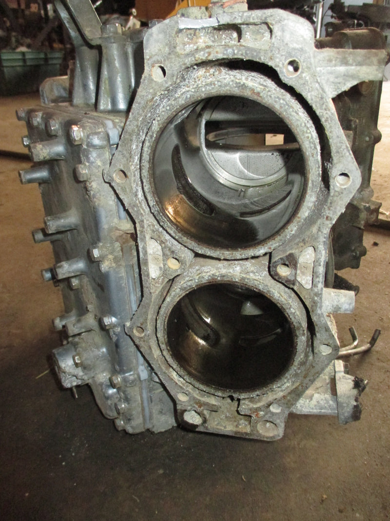 Yamaha 115hp 2 stroke outboard crankcase block