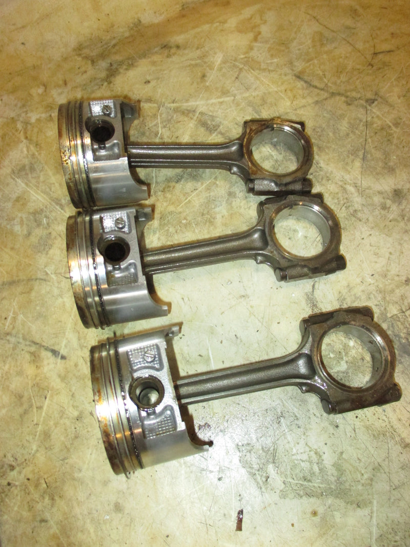 Suzuki DF115 115hp 4 stroke outboard piston and rod set of 3 (12111-90J01)