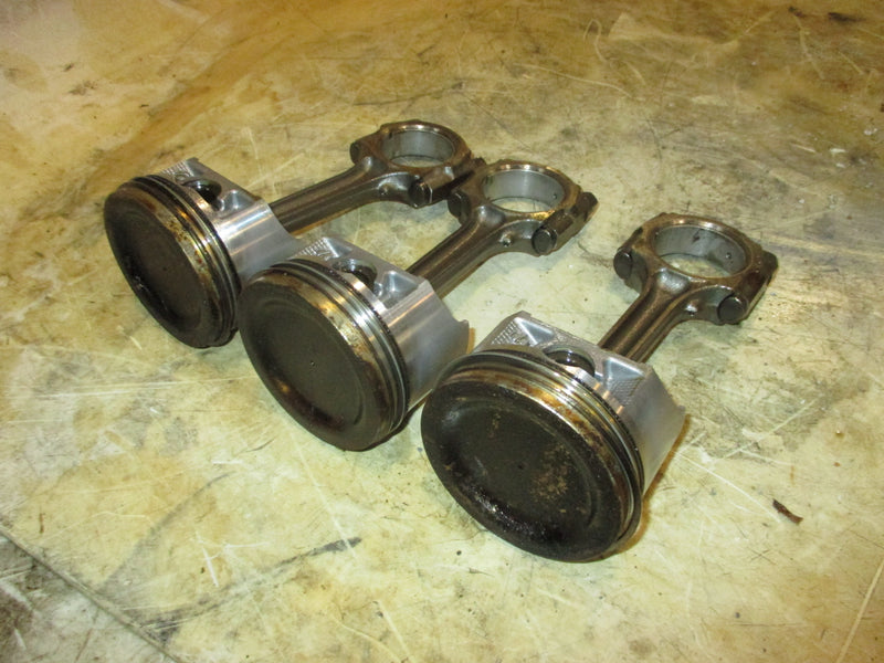 Suzuki DF115 115hp 4 stroke outboard piston and rod set of 3 (12111-90J01)