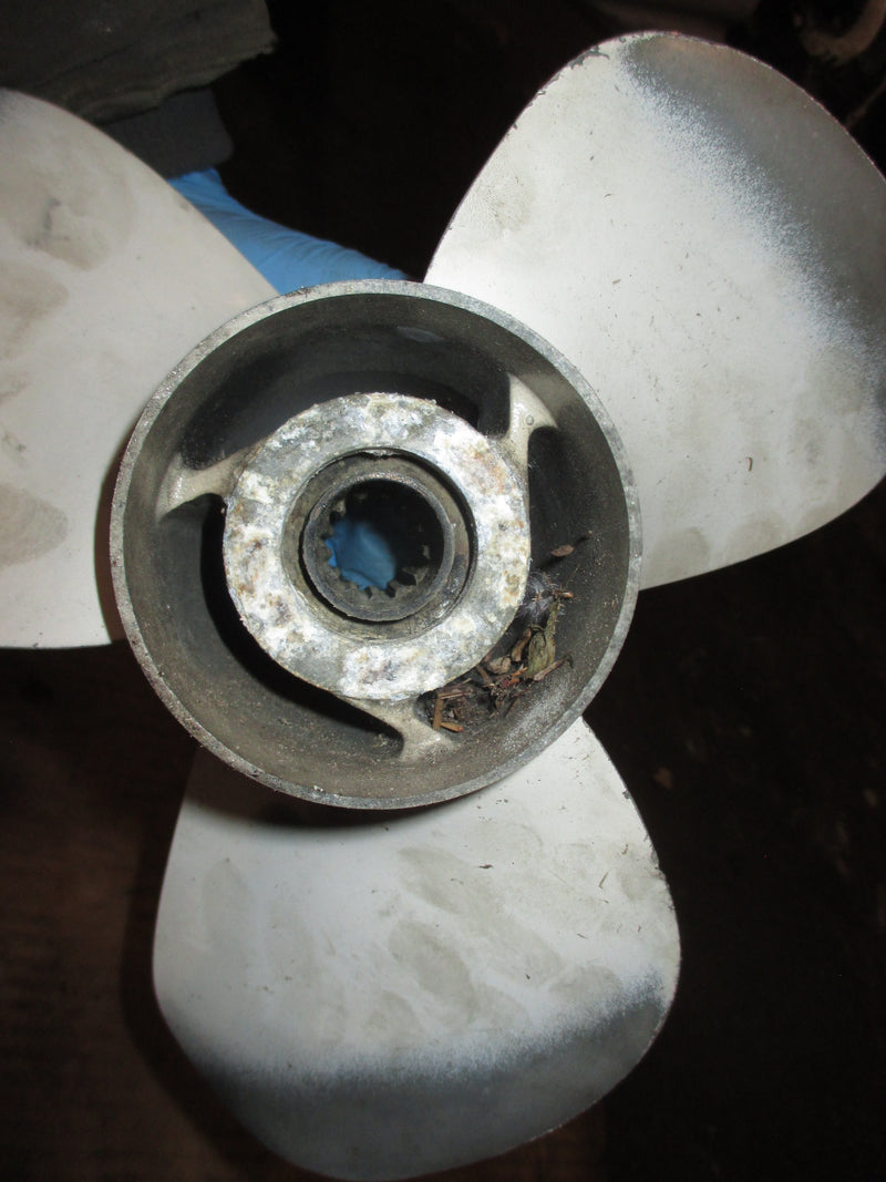 Yamaha 30hp 4 stroke outboard aluminum propellor (11 5/8x11)