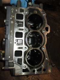 Load image into Gallery viewer, Yamaha 30hp 4 stroke outboard crankcase block
