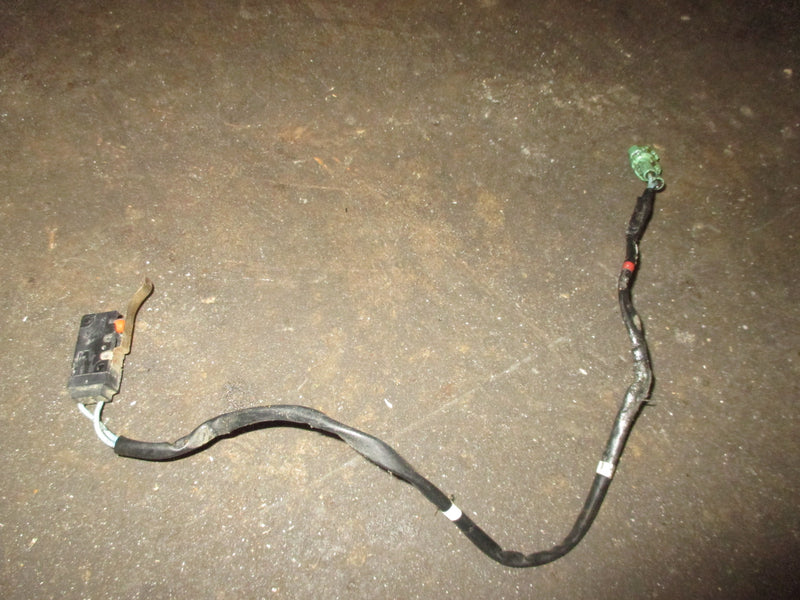 Suzuki DF300 300hp 4 stroke Outboard Tilt Limit Switch (37722-93J11)