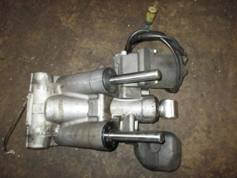 Johnson Suzuki 140hp 4 stroke outboard tilt trim unit