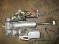 Load image into Gallery viewer, Yamaha 115hp 2 stroke outboard tilt trim unit
