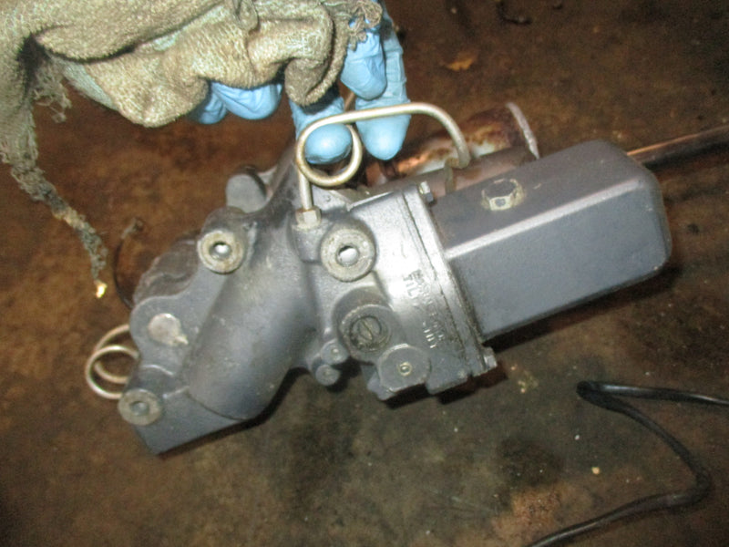 Yamaha 115hp 2 stroke outboard tilt trim unit