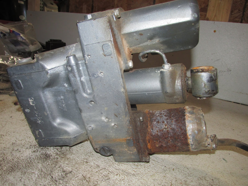 Yamaha 130hp 2 Stroke Outboard Tilt Trim Unit (6G5-43800-02-EK)