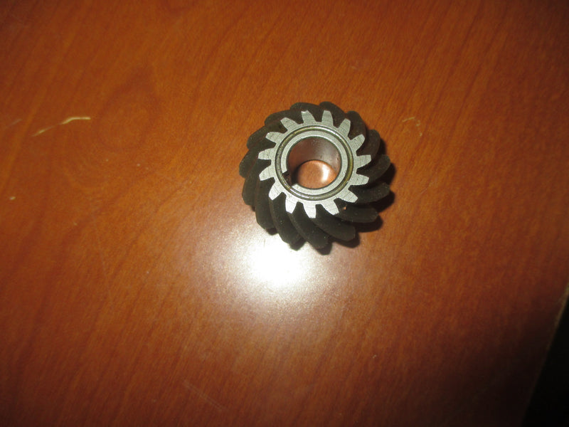 NOS Johnson/Evinrude Outboard Pinion Gear (312108)