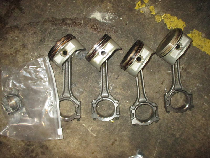 Yamaha 90hp 4 stroke outboard Piston and Rod Set of 4 (60C-00)