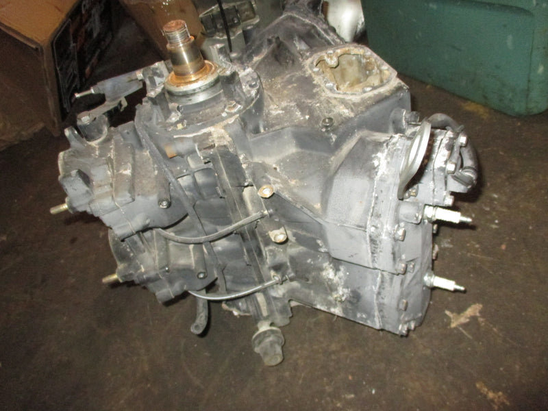 Evinrude 140hp 2 stroke outboard crankcase powerhead