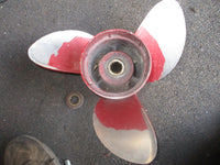 Load image into Gallery viewer, Johnson 140hp 2 stroke outboard stainless propeller 15 x17 (391290)
