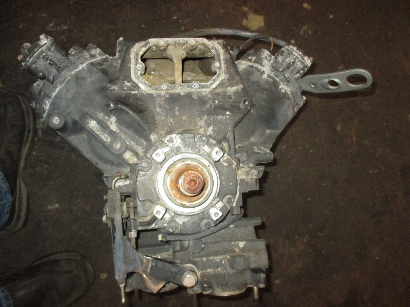 Evinrude 140hp 2 stroke outboard crankcase powerhead
