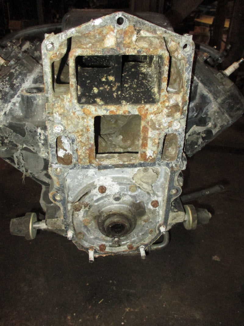 Evinrude 140hp 2 stroke outboard crankcase powerhead