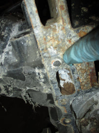 Load image into Gallery viewer, Evinrude 140hp 2 stroke outboard crankcase powerhead
