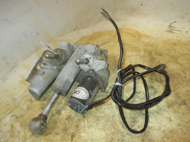 Evinrude 140hp 2 stroke outboard power tilt trim unit (PARTS)
