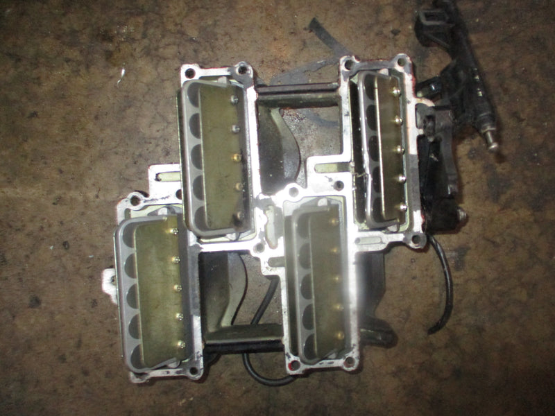 Johnson 140hp 2 stroke outboard intake manifold w/ reeds (397497)