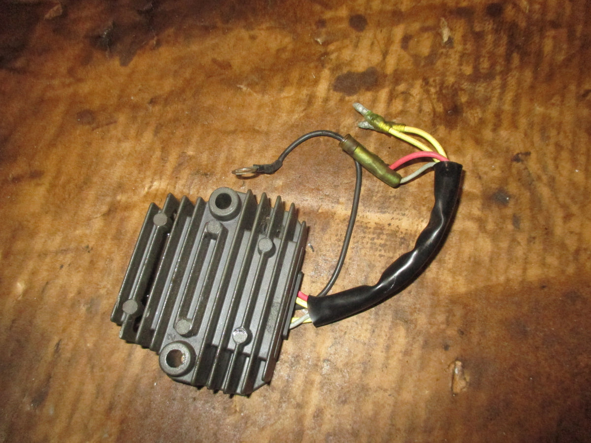 Yamaha 30hp 4 stroke outboard rectifier regulator (65W-81960-10-00)