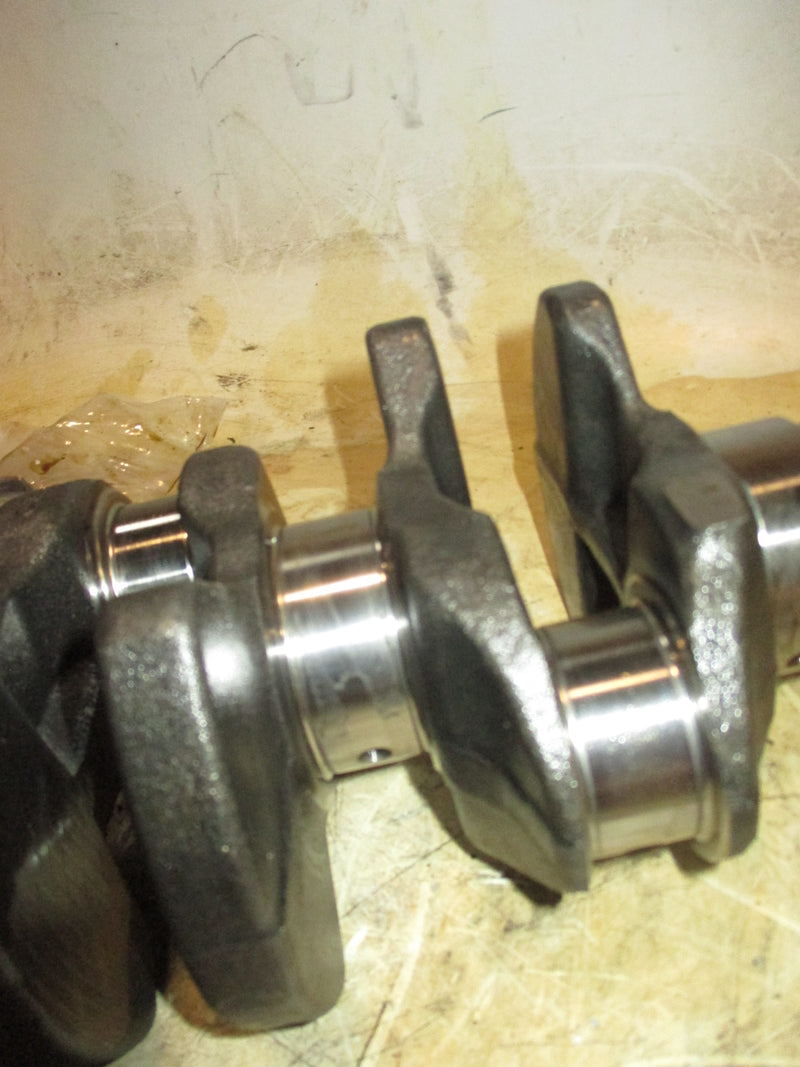 Suzuki DF140 140hp 4 stroke outboard crankshaft (12220-92J00)