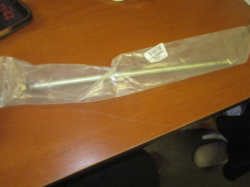NOS Johnson/Evinrude Outboard Gear and Shaft (390676)
