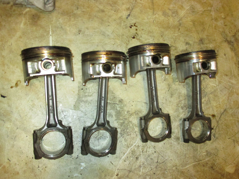 Suzuki DF140 140hp 4 stroke outboard piston and rod set of 4 (12111-92J00)