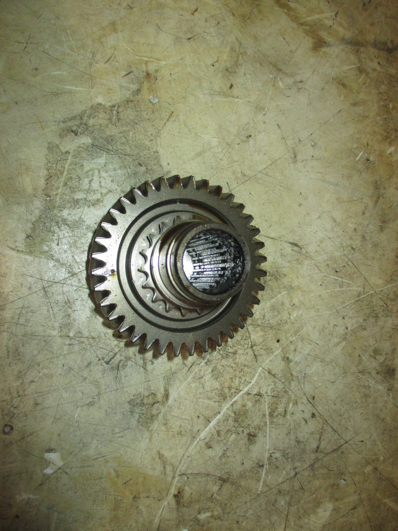 Suzuki DF140 140hp 4 stroke outboard driven gear (12732-90J00)