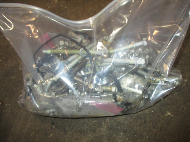 Yamaha 115hp 2 stroke outboard MISC BOLT SET