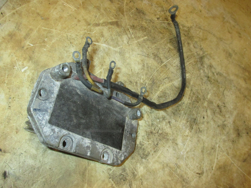 Evinrude 140hp 2 stroke outboard rectifier regulator (582907)