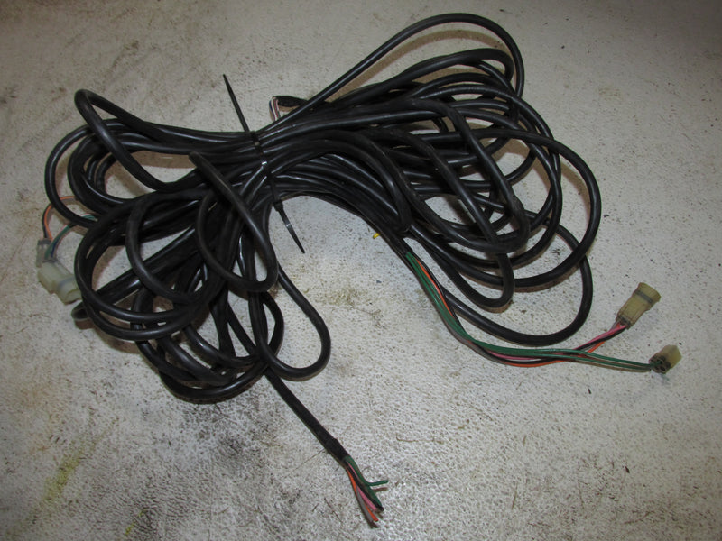 Yamaha 130hp 2 Stroke Outboard 8 Wire Trim and Oil Level Sender Harness