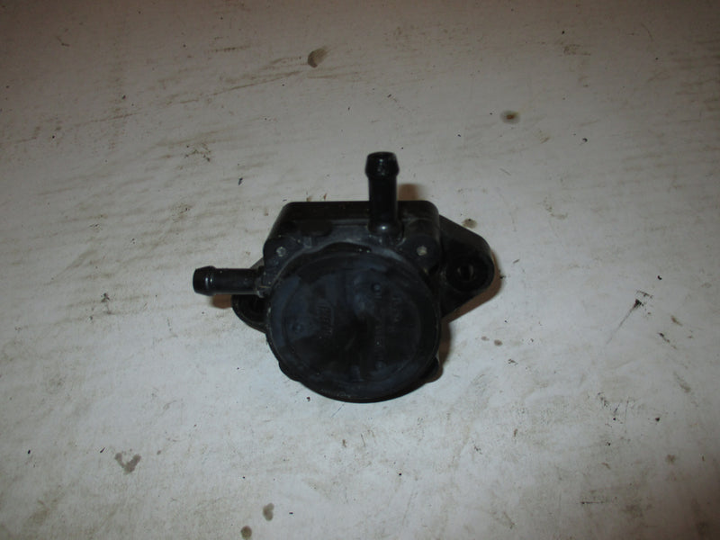 Johnson Suzuki 140hp 4 stroke outboard fuel pump (15100-90J10)