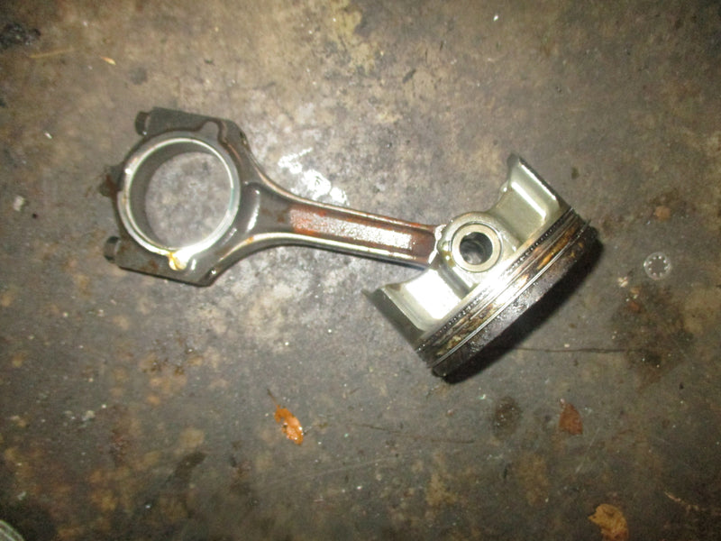 Yamaha 250hp 4 stroke outboard piston and rod (6P2-00)