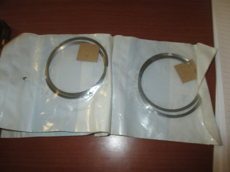 NOS Johnson/Evinrude Outboard Piston Ring Set (396379)