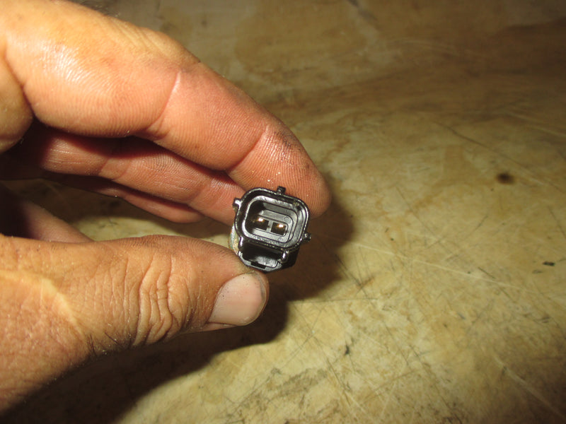 Yamaha 90hp 4 stroke outboard Temp Sensor (67F-85790-00-00)