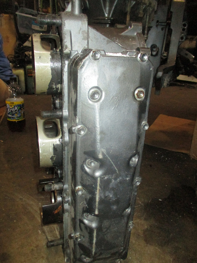Suzuki DT200 200hp outboard Port Cylinder Block