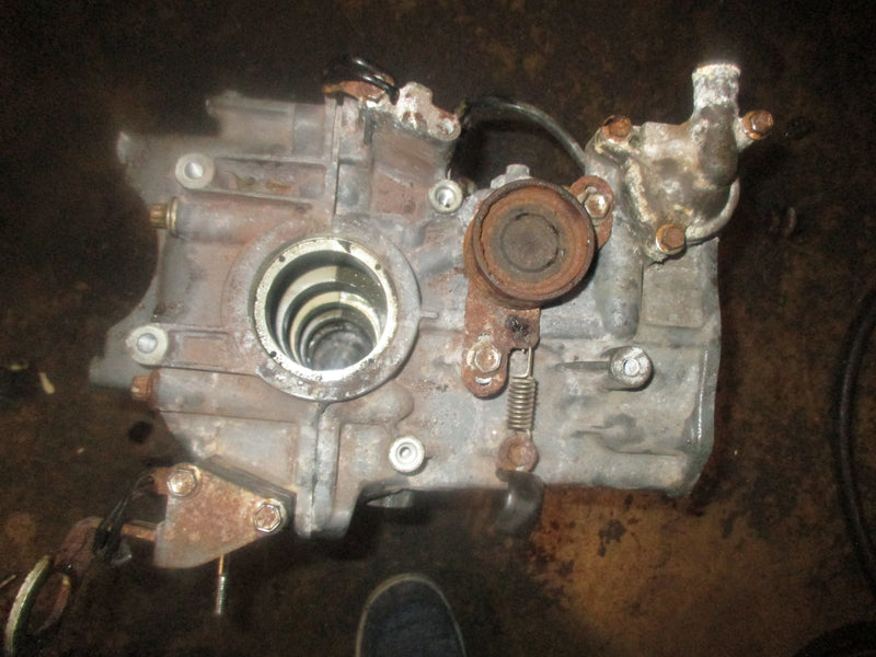 Johnson Suzuki 60hp 4 stroke outboard crankcase block (11300-99E05)